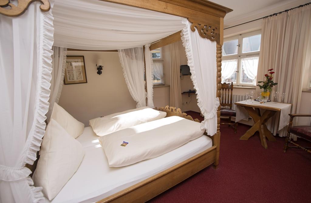 Hotel Eisenkrug Dinkelsbühl Eksteriør bilde